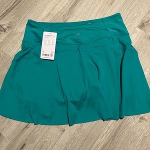 Athleta Ace Tennis Skort 15.5"